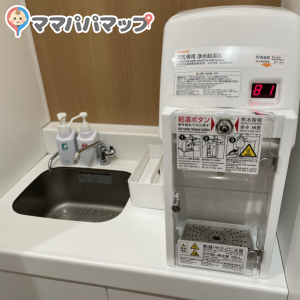 青森空港(2階 国内線搭乗待合室内)の授乳室・オムツ替え台情報 画像1