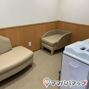 NTPトヨタ信州　塩尻店の授乳室・オムツ替え台情報 画像2