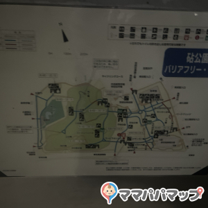 都立 砧公園(toilets with diaper changing tables: #10, Sakura, Nemunoki )のオムツ替え台情報 画像1
