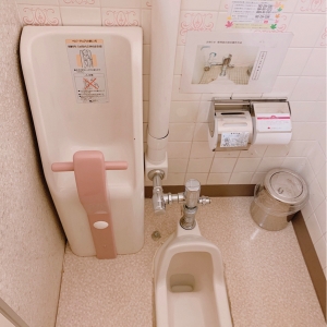 イオン広店(3F)の授乳室・おむつ替え台の写真(2枚目)