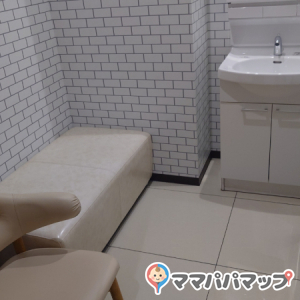 アルビス美濃加茂店(1F)の授乳室・オムツ替え台情報 画像2