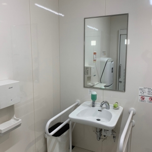 ケーズデンキ　古賀店(1F)のオムツ替え台情報 画像2