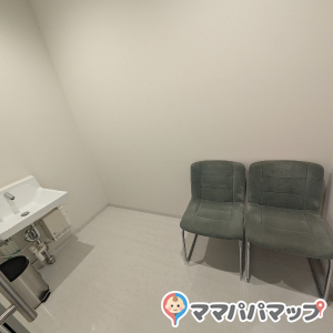 横浜歯科医療専門学校 歯科クリニック(2F)の授乳室・オムツ替え台情報 画像1