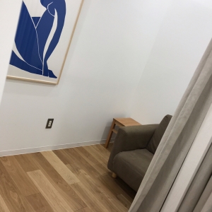 授乳室3室。無印のソファが置かれて快適