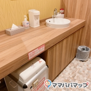 SUV LAND 札幌(1F)の授乳室・オムツ替え台情報 画像4