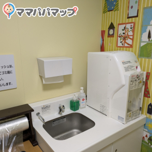 山口宇部空港(国内線ターミナルビル 1F)の授乳室・オムツ替え台情報 画像1