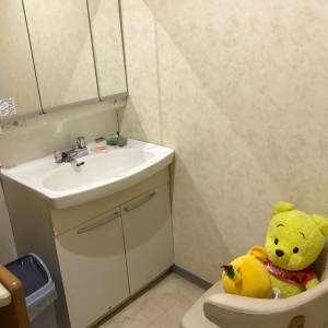 エディオン守山店(1F)の授乳室・おむつ替え台の写真(2枚目)