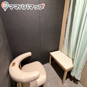 赤坂トラストタワー(2F)の授乳室・おむつ替え台の写真(2枚目)