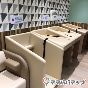 普通のオムツ台3台