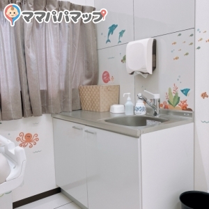 ビックモーター 広島西店の授乳室・おむつ替え台の写真(3枚目)