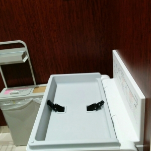 ウジエスーパー利府店(1F)のオムツ替え台情報 画像1