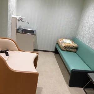 新大阪駅 地下鉄 中改札構内(2F)の授乳室・オムツ替え台情報 画像8