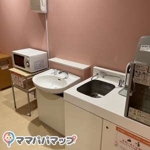 三井アウトレットパーク 木更津(アーバンゾーン)の授乳室・オムツ替え台情報 画像3