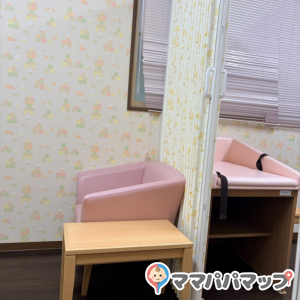 横須賀共済病院(2F)の授乳室・おむつ替え台の写真(1枚目)