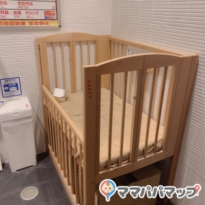 ドン・キホーテ 福岡天神本店(B1)の授乳室・おむつ替え台の写真(1枚目)