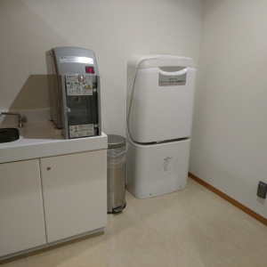 オムツ替えの台は１台のみ。