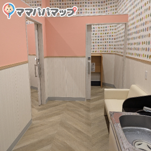 イオンモール八幡東(3F)の授乳室・オムツ替え台情報 画像2