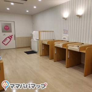 フューチャーシティ・ファボーレ(2F(アカチャンホンポ横))の授乳室・オムツ替え台情報 画像2