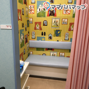 アピタ砺波店(2F)の授乳室・おむつ替え台の写真(2枚目)