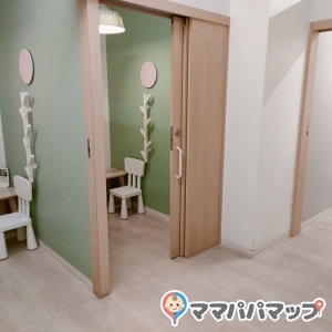 IKEA新三郷(1F)の授乳室・オムツ替え台情報 画像8