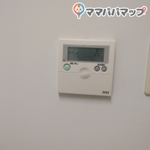 部屋の温度調節可能です