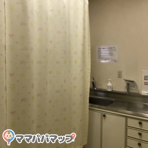 六甲アイランド甲南病院(2F)の授乳室・オムツ替え台情報 画像2
