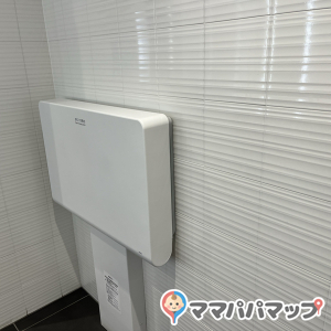 マルショク新守恒店のオムツ替え台情報 画像3