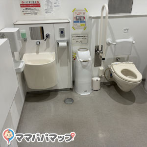 パピオスあかし(5F)の授乳室・おむつ替え台の写真(2枚目)