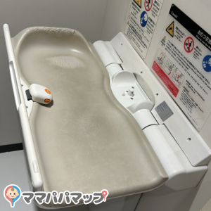 レソラＮＴＴ 夢天神ホール(3F)の授乳室・おむつ替え台の写真(3枚目)
