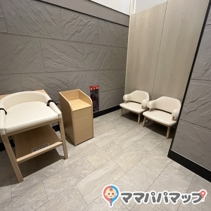ダイワロイネットホテル和歌山(2F)の授乳室・オムツ替え台情報 画像1
