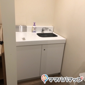 三鷹駅（改札内）(4F)の授乳室・おむつ替え台の写真(6枚目)