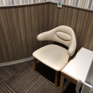 イオンモール幕張新都心(ファミリーモール3階)の授乳室・オムツ替え台情報 画像9