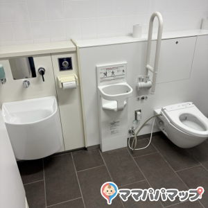 ワテラスタワー(3F)のオムツ替え台情報 画像4