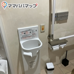 パシオス水戸見和店のオムツ替え台情報 画像2