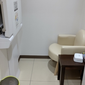 株式会社スズキ自販中部　スズキアリーナ名古屋緑(1F)の授乳室・オムツ替え台情報 画像1