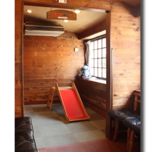 ヒッコリーファーム 登戸店のオムツ替え台情報 画像2