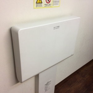 オムツ替え台