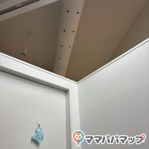 天井はこのように空いています。