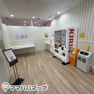 イオン姫路リバーシティーショッピングセンター(3F)の授乳室・おむつ替え台の写真(1枚目)