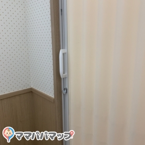 イオン日永店(2F)の授乳室・オムツ替え台情報 画像5