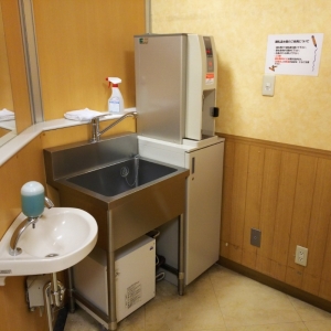 オダキューＯＸ狛江店(1F)の授乳室・オムツ替え台情報 画像10