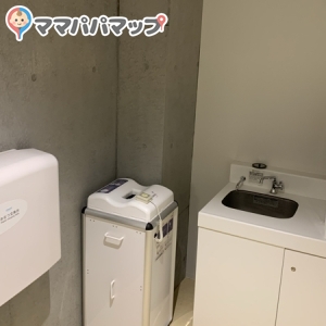 おにクル(1F)の授乳室・オムツ替え台情報 画像2