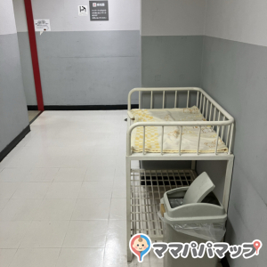 イオン長浦店(2F)の授乳室・おむつ替え台の写真(8枚目)