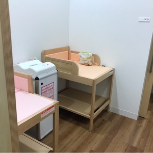 オムツ交換台2つ