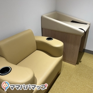 荒川総合スポーツセンター(1F)の授乳室・オムツ替え台情報 画像1