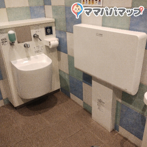 みなとまちセラミカ工房の授乳室・おむつ替え台の写真(2枚目)