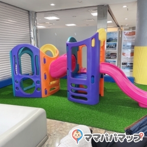 琉球日産 浦添店(1F)のオムツ替え台情報 画像3