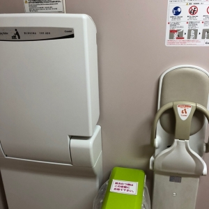 西松屋チェーン 葛飾柴又店(1F)のオムツ替え台情報 画像1
