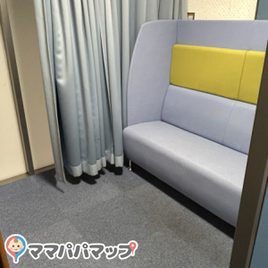 博多駅 新幹線改札内(2F)の授乳室・おむつ替え台の写真(1枚目)