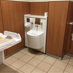 セントラルスクエア ライフ押上駅前店(1F)の授乳室・オムツ替え台情報 画像6